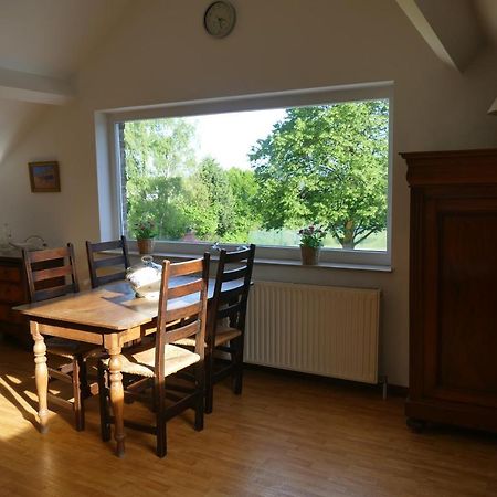 B&B Aux Beaux Buis Blegny Exterior foto