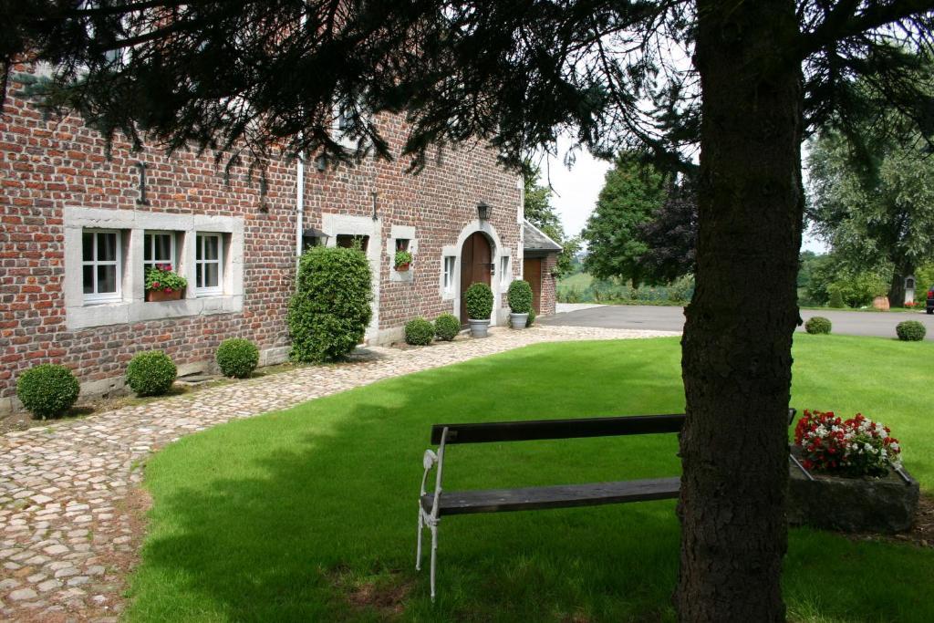 B&B Aux Beaux Buis Blegny Exterior foto