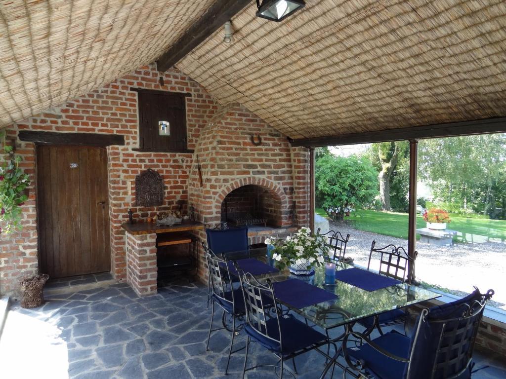 B&B Aux Beaux Buis Blegny Exterior foto